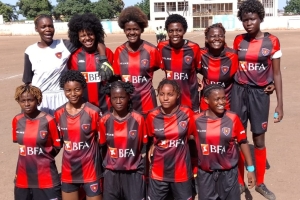 D&#039;agostinas Goleiam Malu F.C E Avançam Na Classificação Do Províncial De Futebol