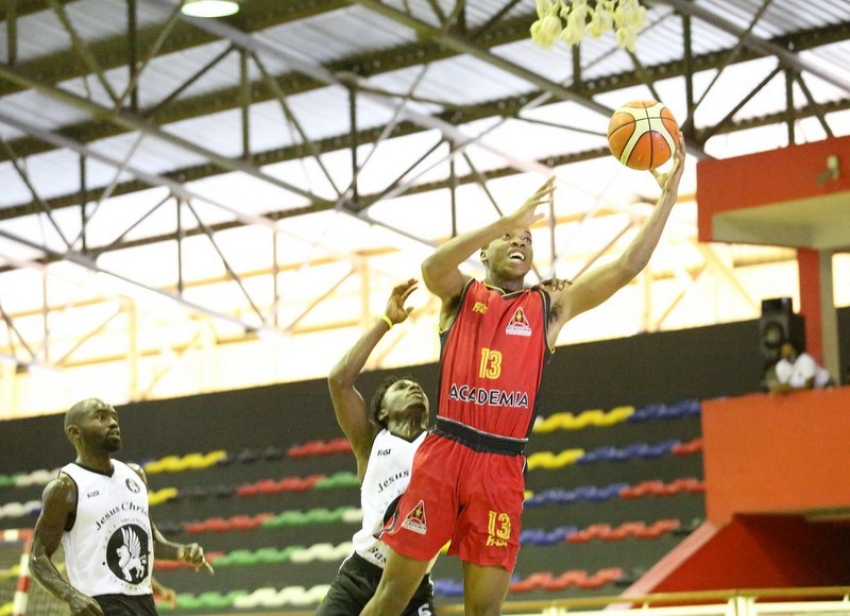 Clube Desportivo 1º de Agosto - Basquetebol: D´Agosto vence o Vila Clotilde  por 102–65