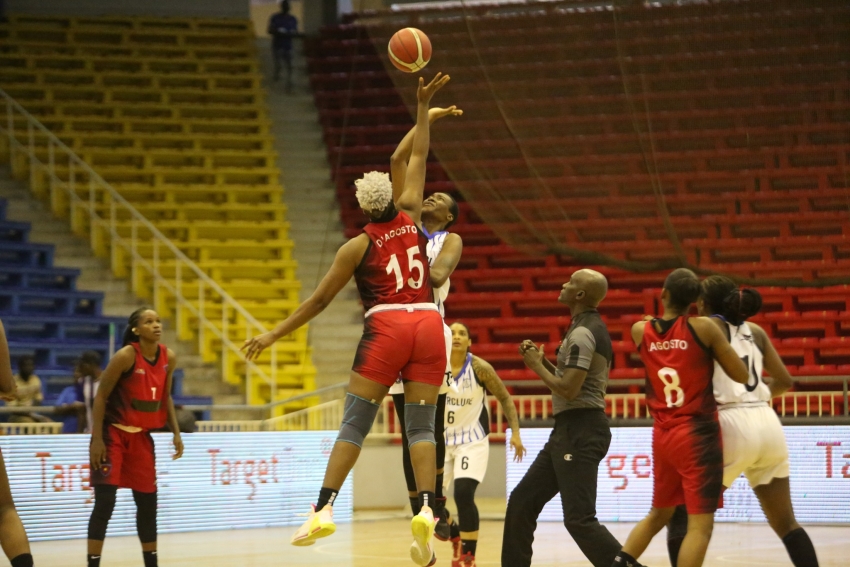 Clube Desportivo 1º de Agosto - Basquetebol: D´Agosto vence o Vila Clotilde  por 102–65